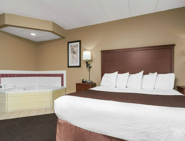 AmericInn by Wyndham Lake City hotel detail image 4