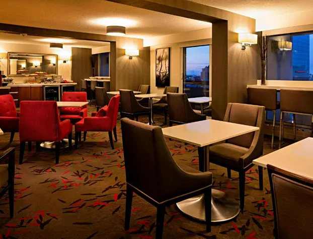 Delta Hotels by Marriott Winnipeg hotel detail image 4