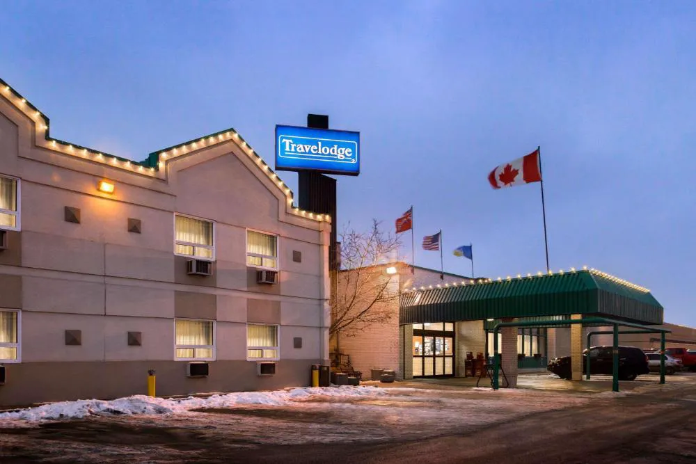 Travelodge by Wyndham Winnipeg East hotel hero