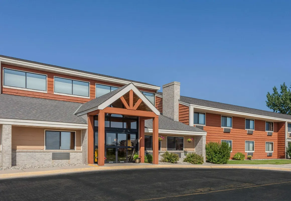 AmericInn by Wyndham Hutchinson hotel hero