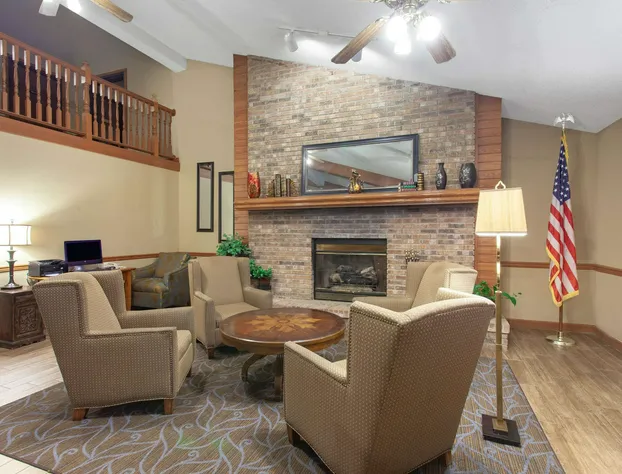 AmericInn by Wyndham Hutchinson hotel detail image 1