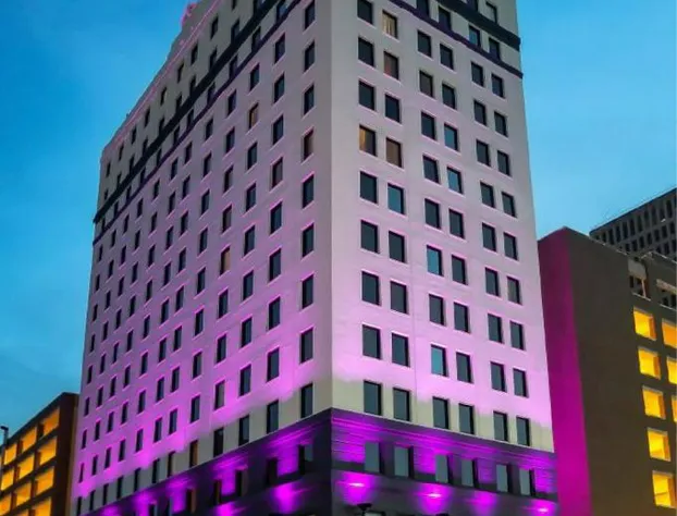 Hampton Inn & Suites New Orleans Canal St. French Quarter hotel detail image 2