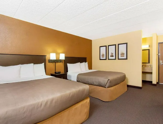 AmericInn by Wyndham West Bend hotel detail image 4