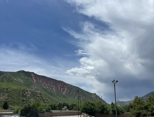 La Quinta Inn & Suites by Wyndham Glenwood Springs hotel detail image 3