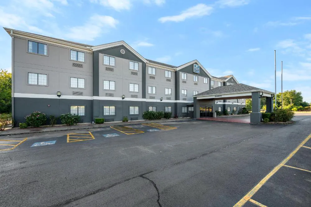 HiWay Inn Express of Broken Bow hotel hero