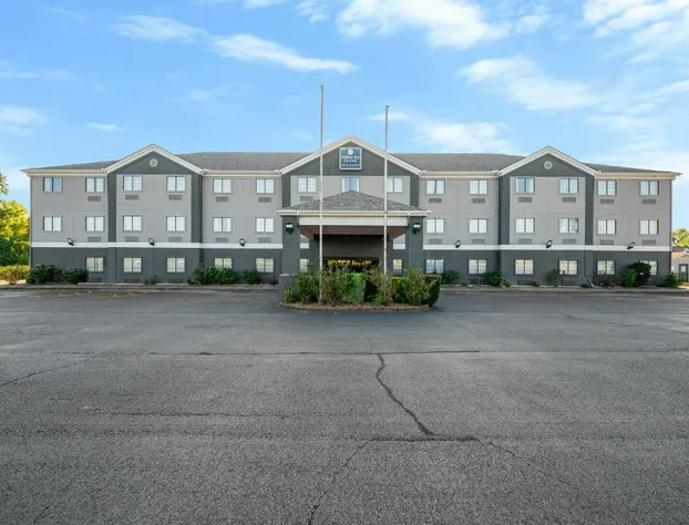 HiWay Inn Express of Broken Bow hotel detail image 1