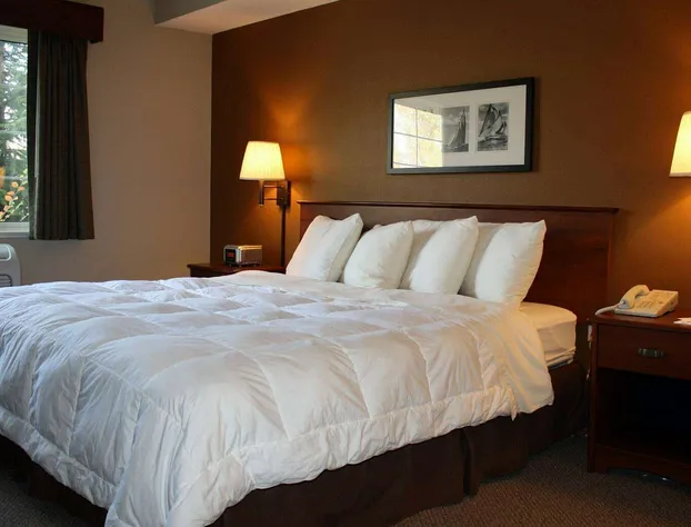 AmericInn by Wyndham Charlevoix hotel detail image 4