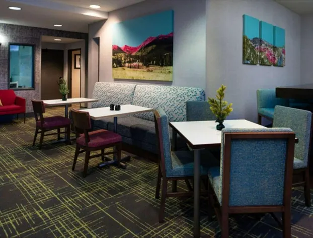 Hampton Inn Glenwood Springs hotel detail image 3
