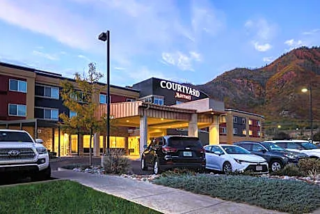 Courtyard by Marriott Glenwood Springs hotel detail image 1