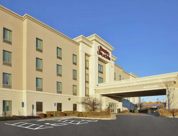 Hampton Inn & Suites Wichita Northeast hotel detail image 1
