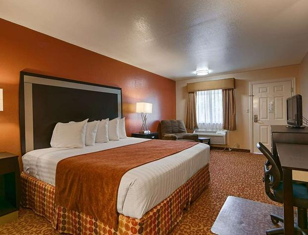 Surestay Hotel By Best Western Zapata hotel detail image 3