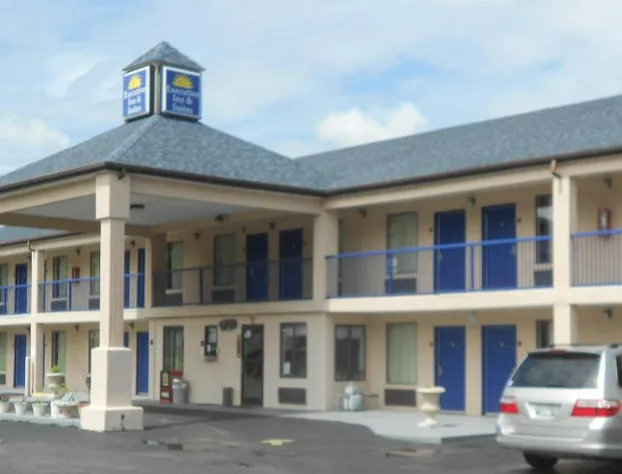 Executive Inn & Suites - Covington hotel detail image 1