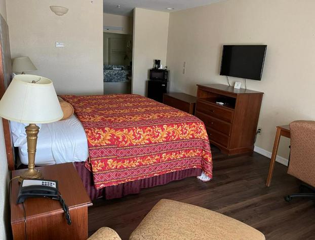 Riviera Inn & Suites hotel detail image 3