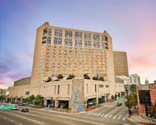 The Grove Hotel hotel detail image 1