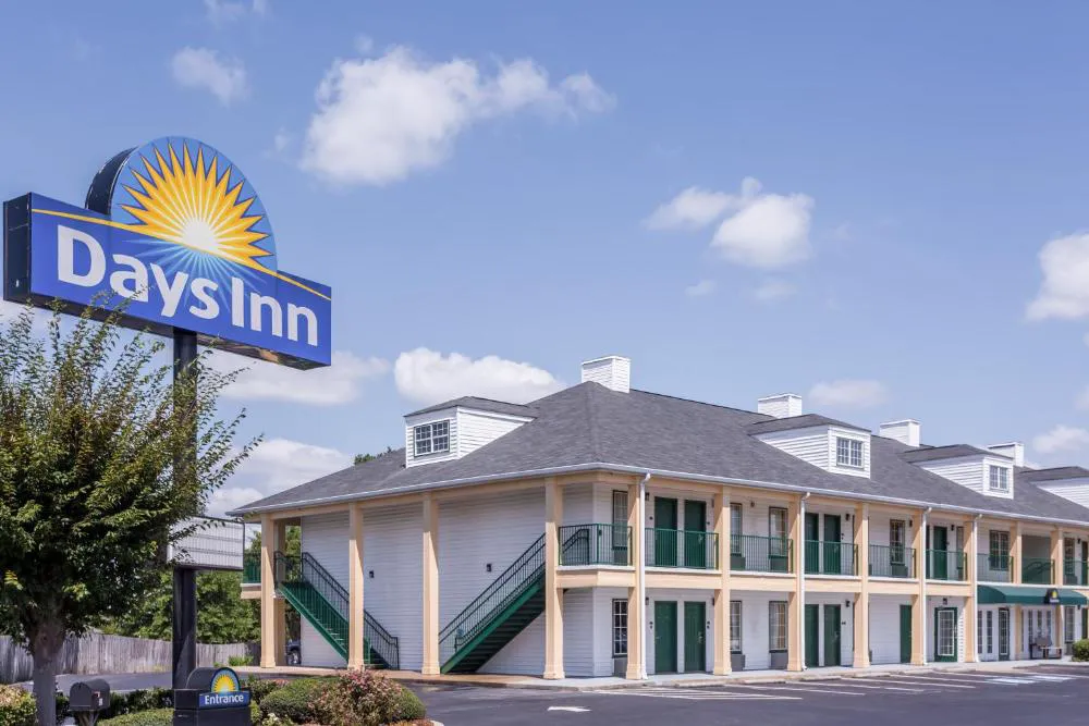 Days Inn by Wyndham Simpsonville hotel hero