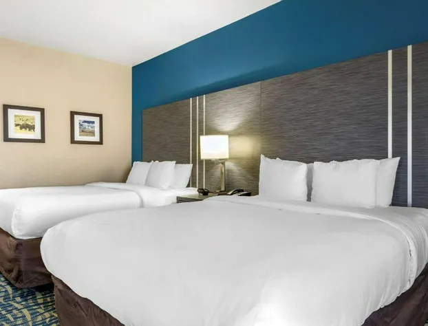Comfort Inn & Suites Pauls Valley - City Lake hotel detail image 4