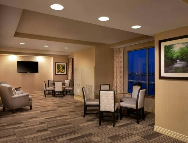 Sheraton Louisville Riverside by Marriott hotel detail image 4