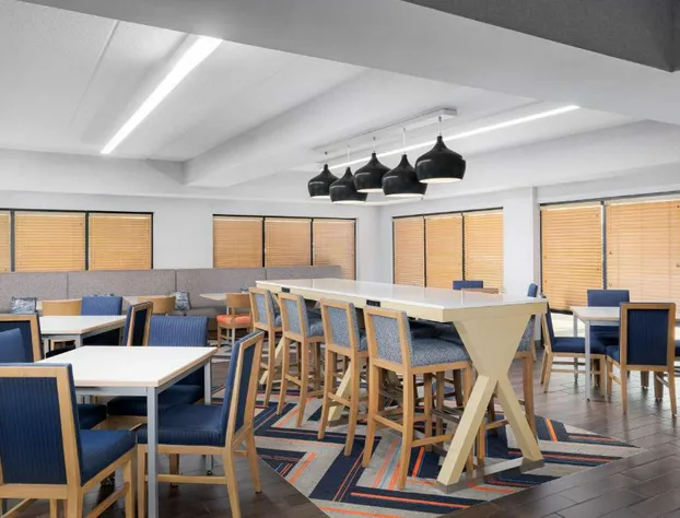 Hampton Inn Louisville-Airport hotel detail image 3