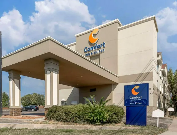 Comfort Inn & Suites Louisville Airport Fair & Expo hotel detail image 1