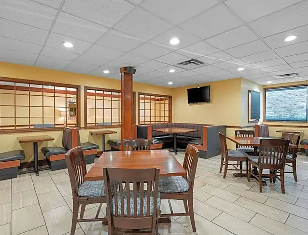 Best Western Louisville East Inn & Suites hotel detail image 3