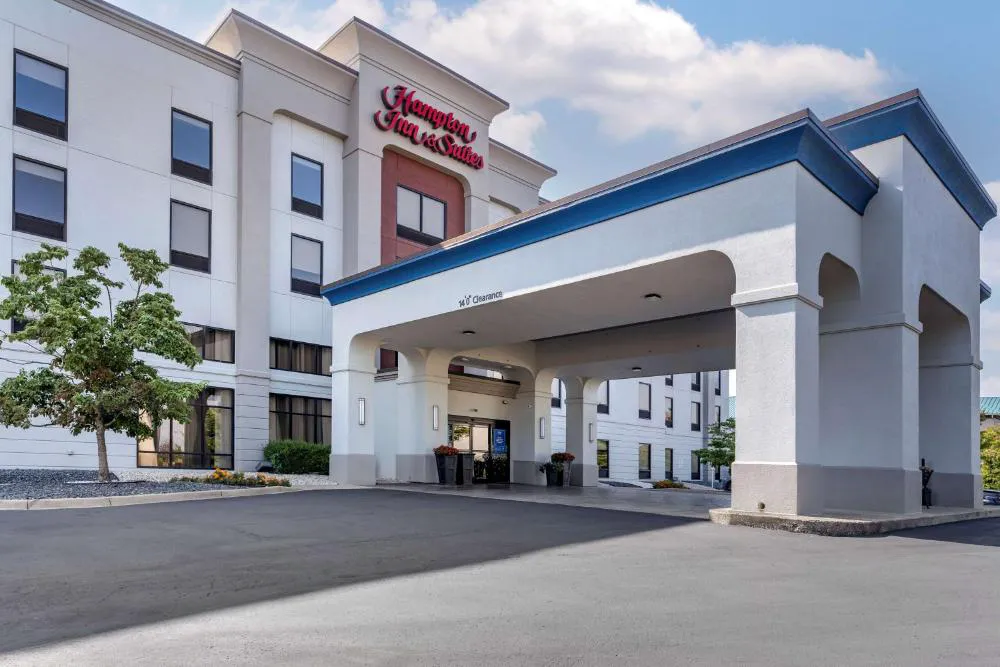 Hampton Inn & Suites Louisville East hotel hero