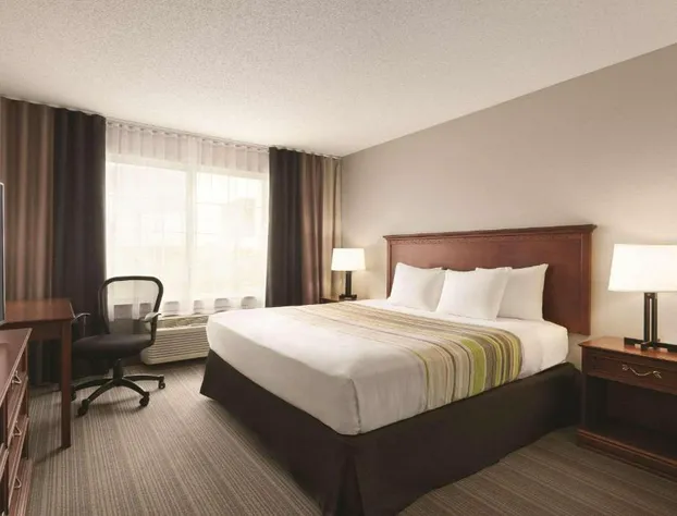 Country Inn & Suites by Radisson, Willmar, MN hotel detail image 2