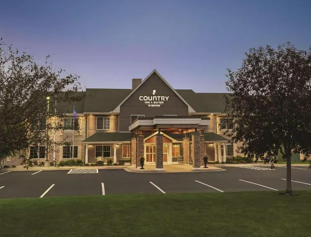 Country Inn & Suites by Radisson, Willmar, MN hotel detail image 1