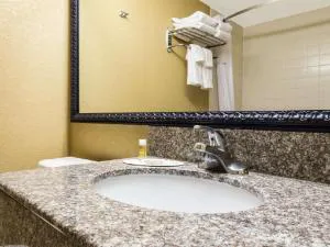 Quality Inn & Suites Louisville East hotel detail image 2