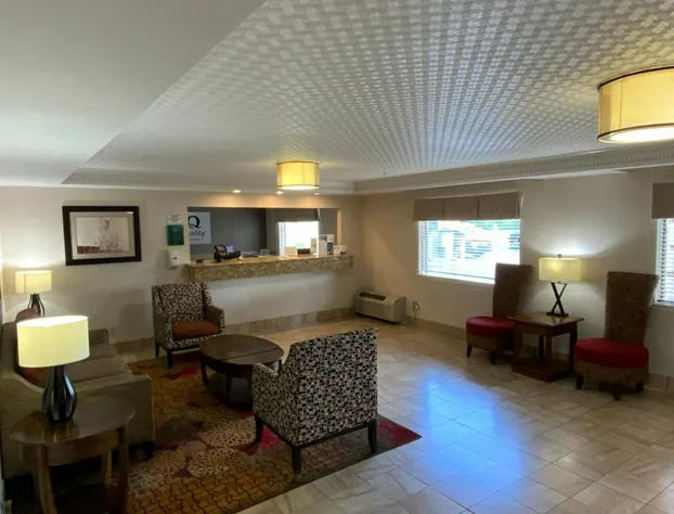 Quality Inn & Suites University/Airport hotel detail image 3