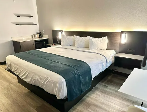 Studio 6 Suites Louisville, KY – Airport/Expo Center hotel detail image 4