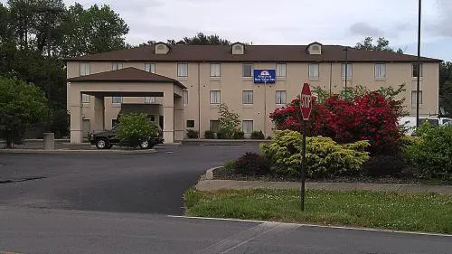 Americas Best Value Inn Louisville hotel hero