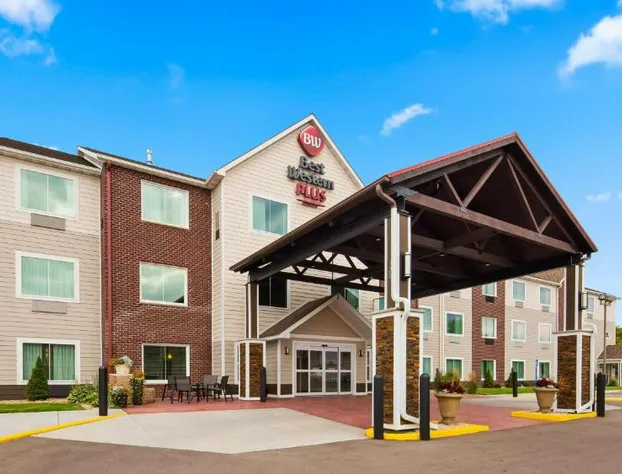 Best Western Plus Menomonie Inn & Suites hotel detail image 1