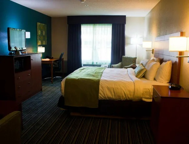 Best Western Plus Menomonie Inn & Suites hotel detail image 4