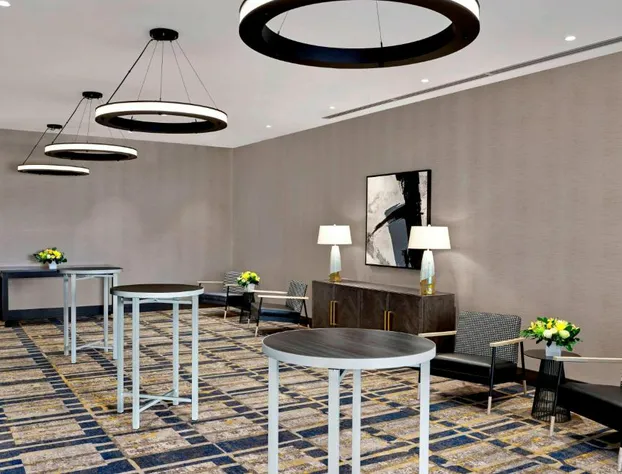 Delta Hotels by Marriott Calgary Downtown hotel detail image 3