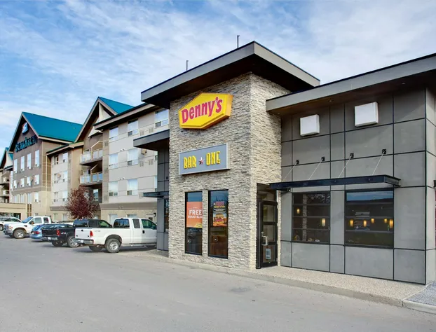 Sandman Hotels & Suites Calgary West hotel detail image 1