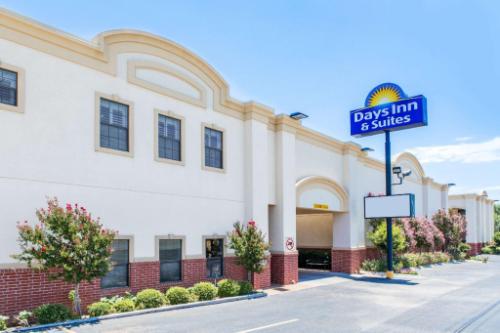 Days Inn & Suites by Wyndham Big Spring hotel detail image 4