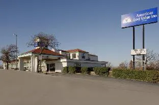 Americas Best Value Inn Bowie hotel detail image 1