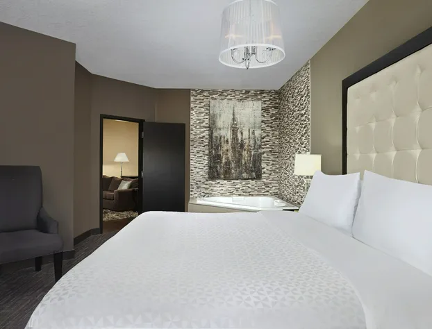 Four Points by Sheraton Hotel & Suites Calgary West hotel detail image 3