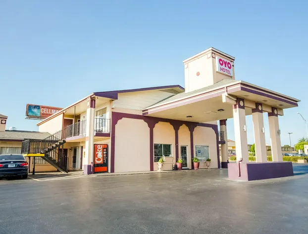 OYO Hotel Texarkana North Heights AR Hwy I-30 hotel detail image 1