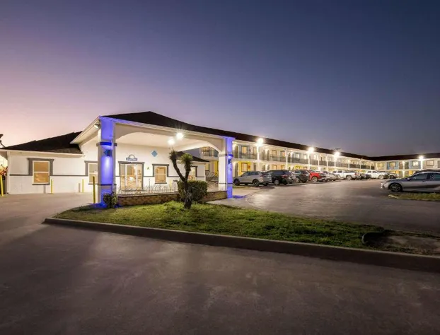 Days Inn by Wyndham Gainesville hotel detail image 3