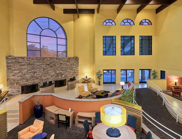 Sheraton Tucson Hotel and Suites hotel detail image 2