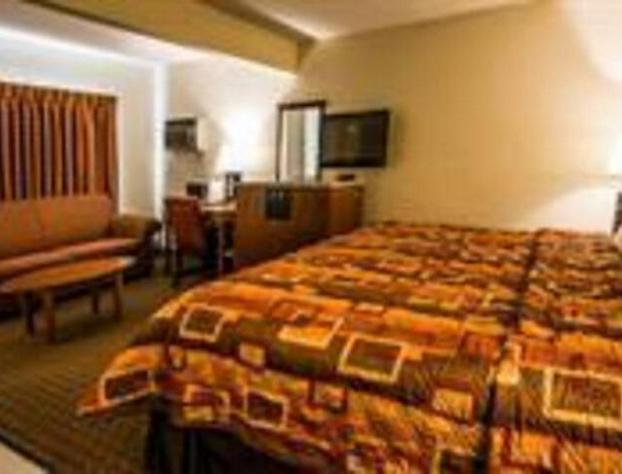 Econo Lodge hotel detail image 3