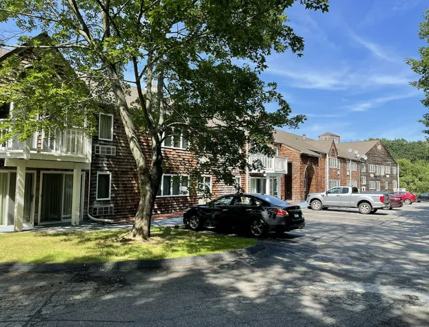 Gold Star Inn & Suites hotel detail image 2