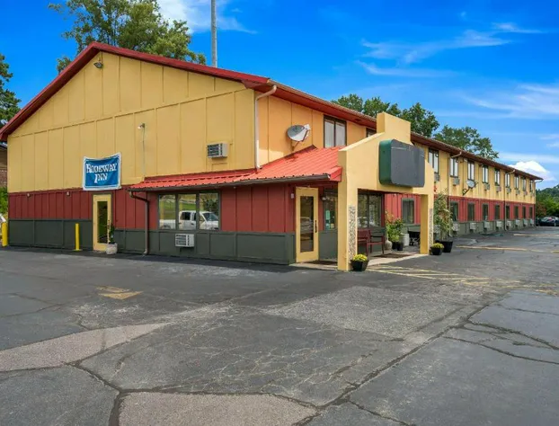 Rodeway Inn Benton hotel detail image 3