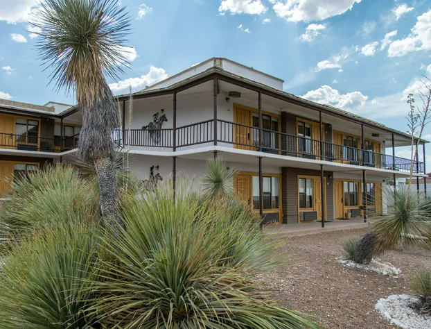 Tombstone Lookout Lodge, SureStay Collection by Best Western hotel detail image 2