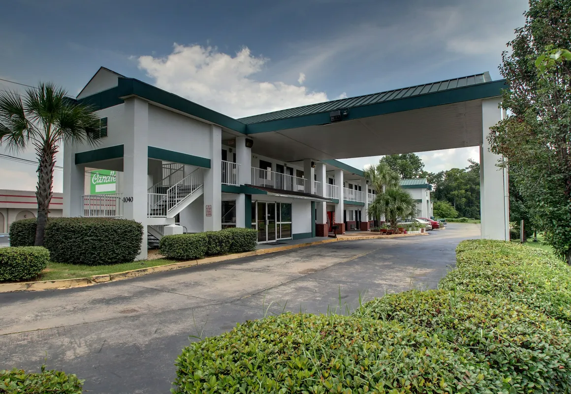 Key West Inn - Montgomery hotel hero