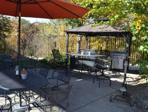 Cascades Inn hotel detail image 3