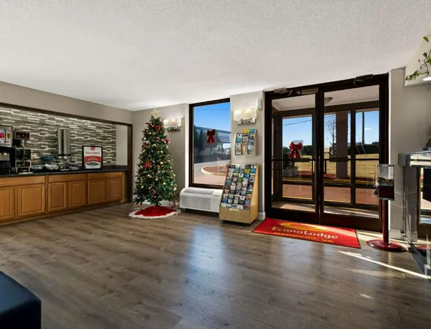 Econo Lodge hotel detail image 4