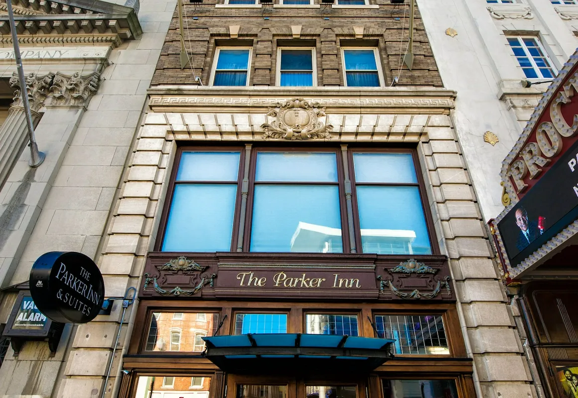 The Parker Inn hotel hero