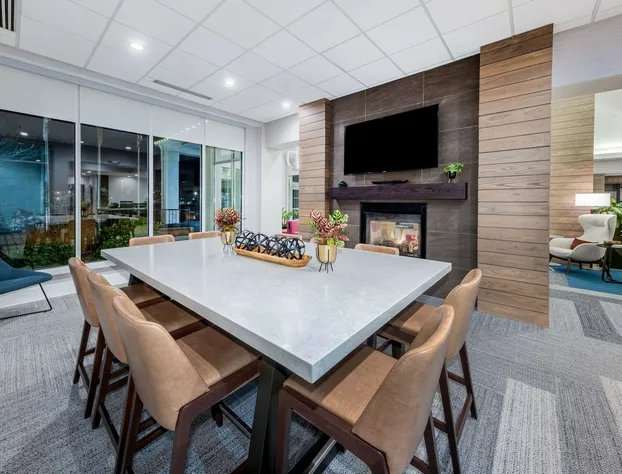 Hilton Garden Inn Albuquerque / Journal Center hotel detail image 4